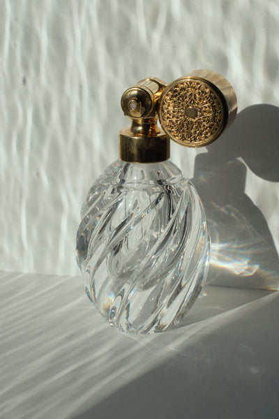 HOME COLLECTION CRYSTAL: GOLD PLATED ESCALE MOUNT, OVAL SHAPE WITH