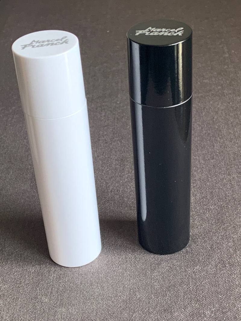 BLACK AND WHITE: EXCHANGEABLE VIAL TRAVEL ATOMIZERS